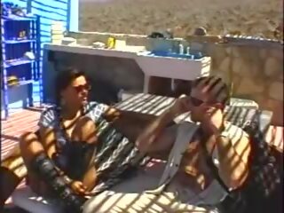 Bikini Beach 4 1996: Free Xnxc xxx video show c3
