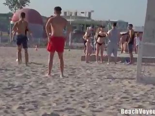 Sexy bikini latina adolescenza grande culo cinturini